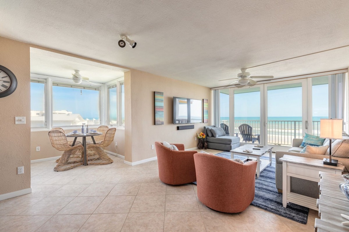 NSB Realty Team-Smyrna Beach Club 401A-image-1