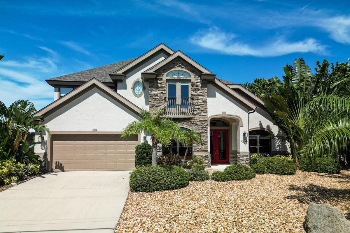 NSB Realty Team-Palm & Tide on North Beach-image-1