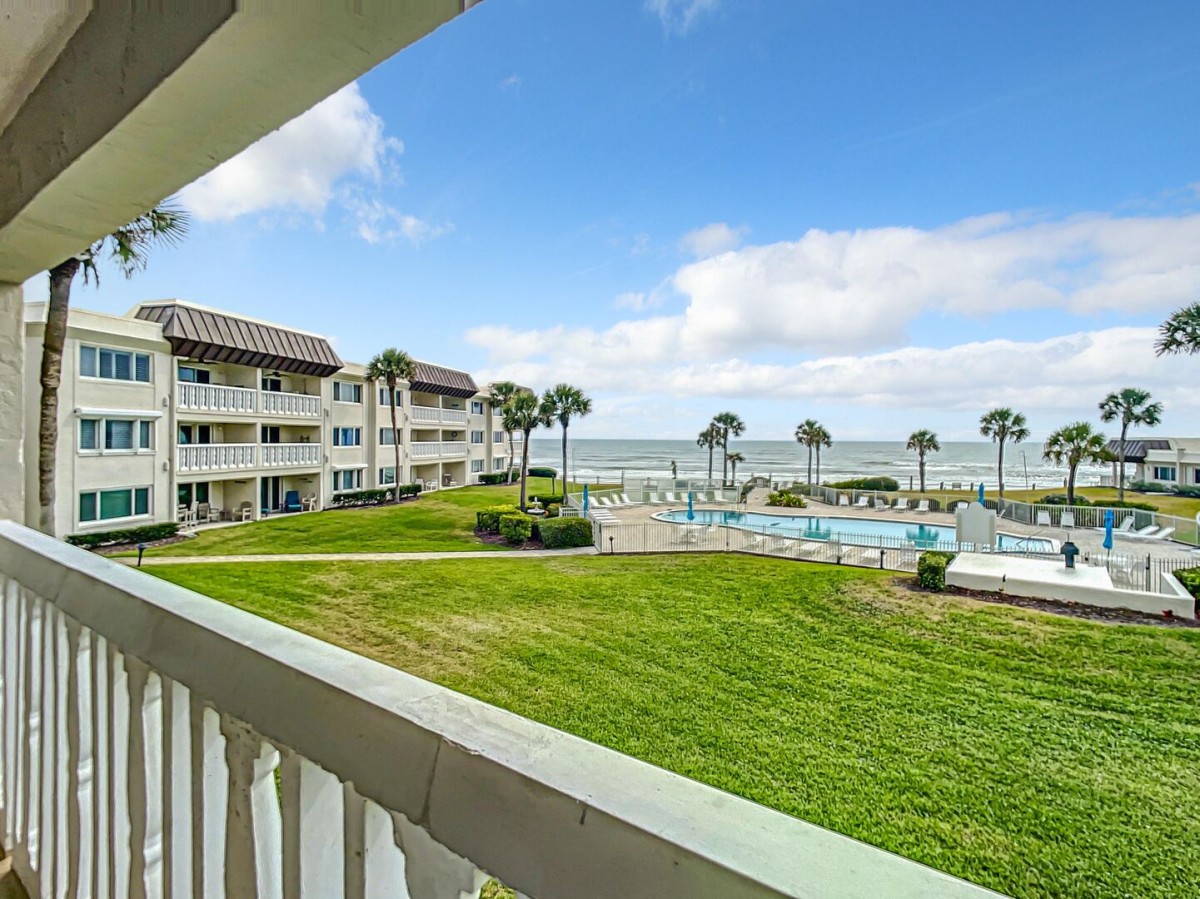 NSB Realty Team-Chateau by the Sea 22C-image-1