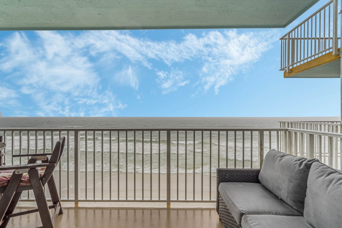 NSB Realty Team-Smyrna Beach Club 413B-image-1