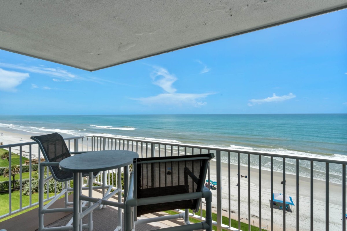 NSB Realty Team-Smyrna Beach Club 707A-image-1
