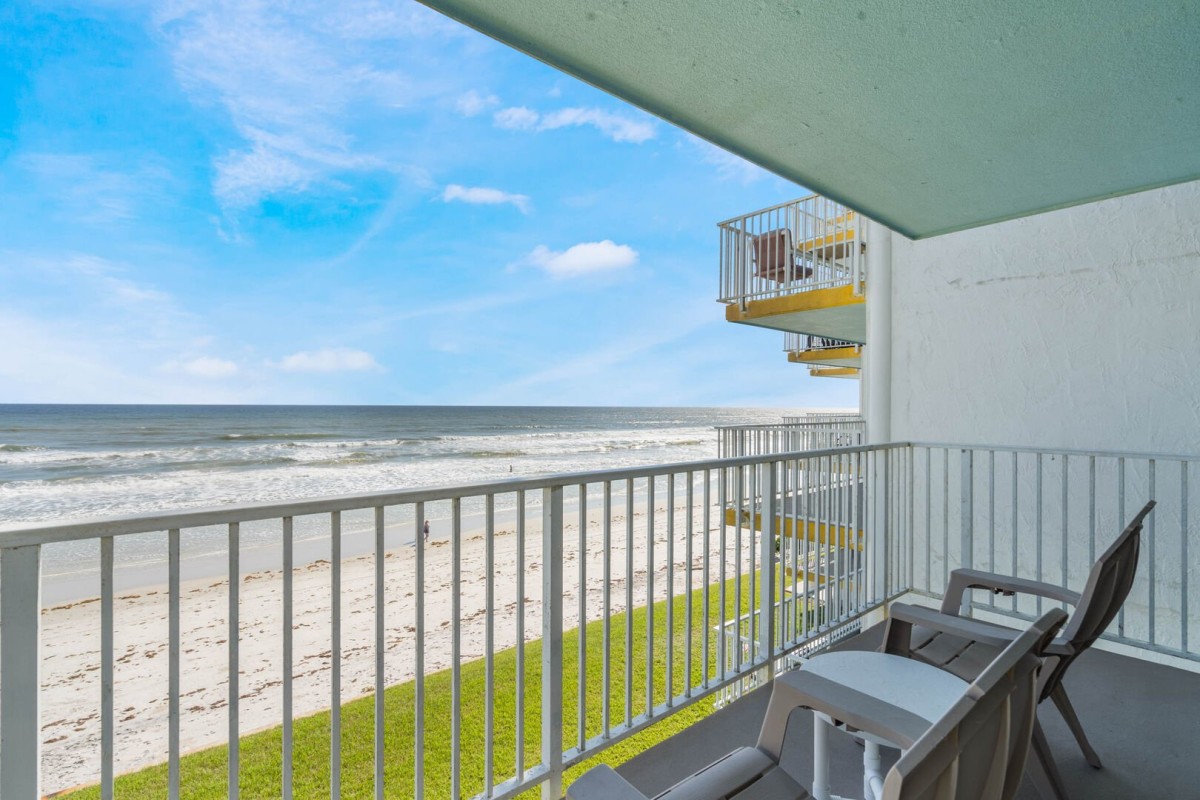 NSB Realty Team-Smyrna Beach Club 311B-image-1