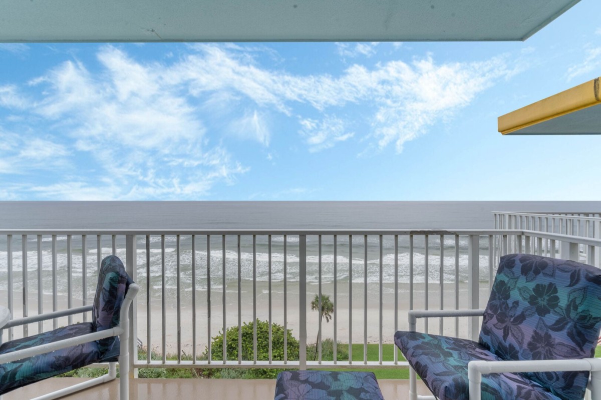 NSB Realty Team-Smyrna Beach Club 803A-image-1